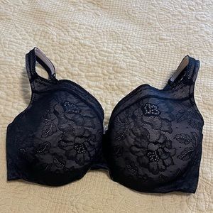 Padded lace bra- 38DDD